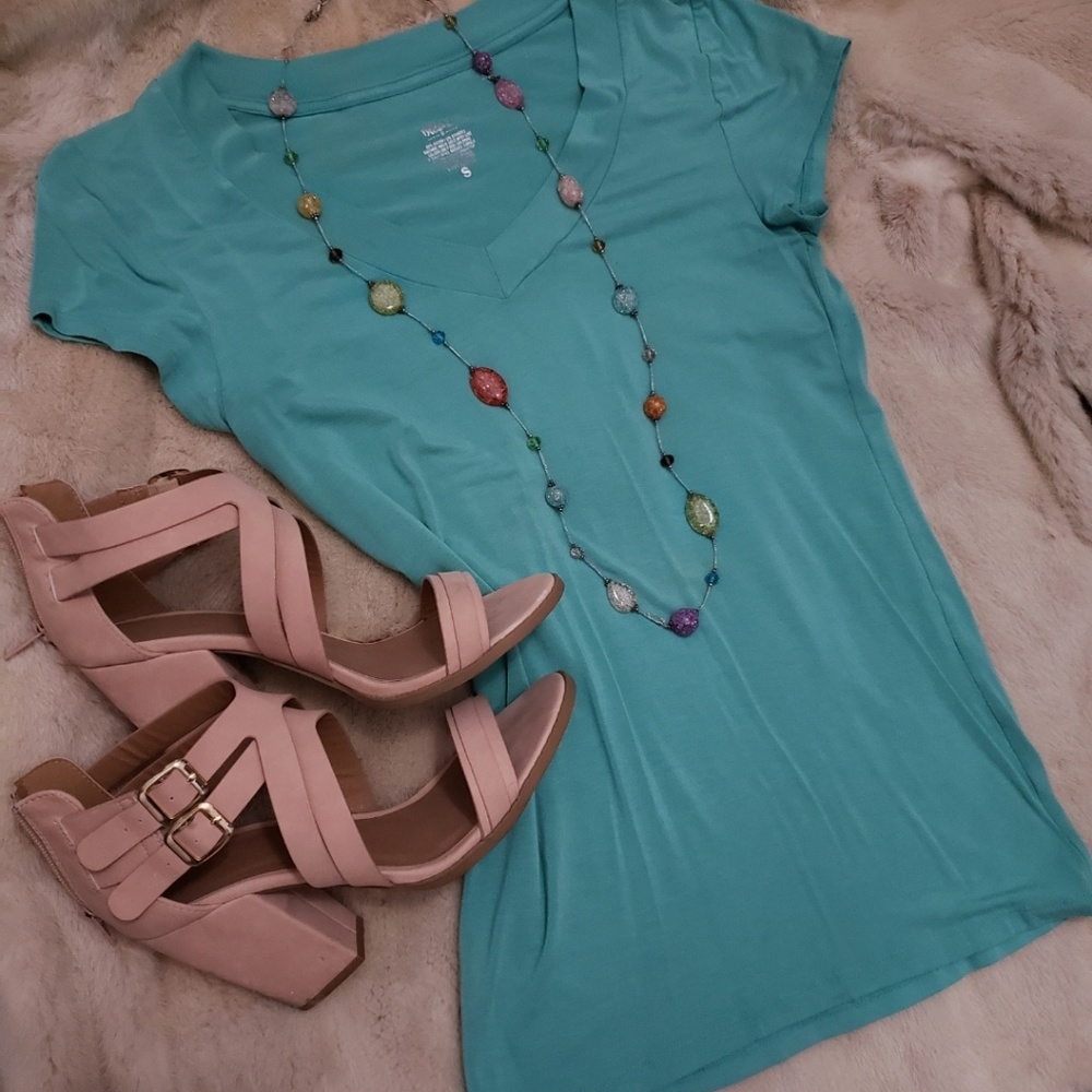 Small Fitted top / tee